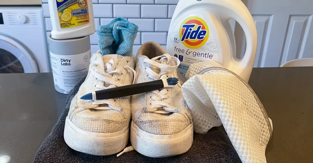 can-you-Put-Shoes-In-The-Washer-and-dryer-2